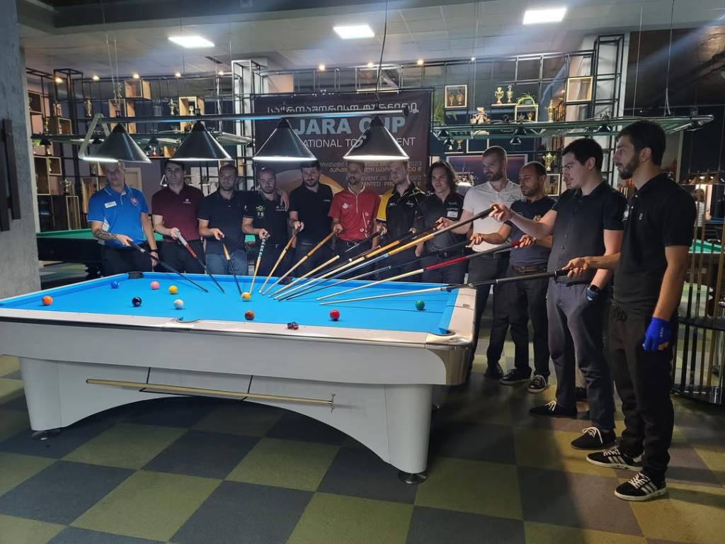 ტრადიციული დაშნების გაშიშვლება მერვედფინალის წინ