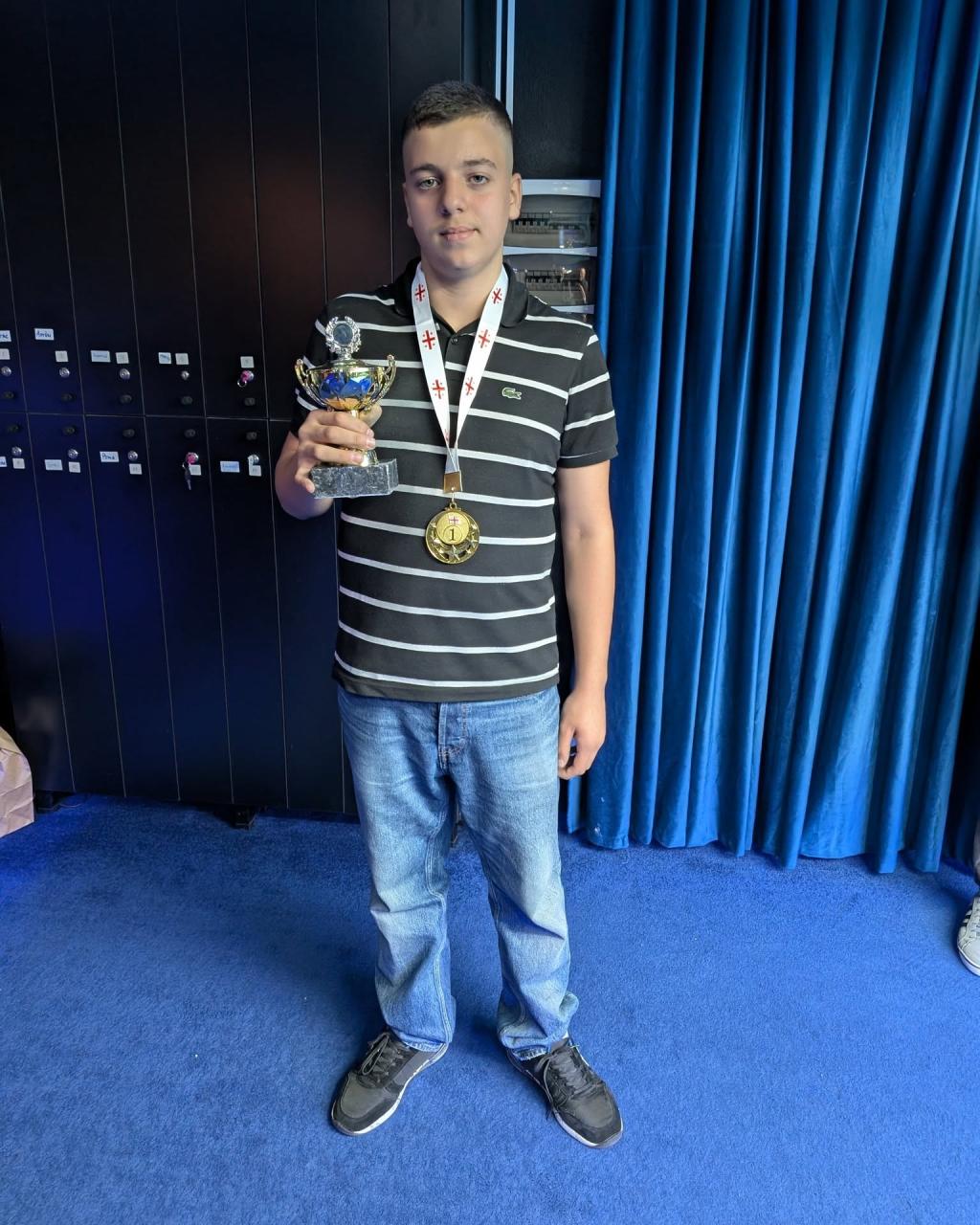 ტურნირი საბილიარდე კლუბ "CUE CLUB" - ში